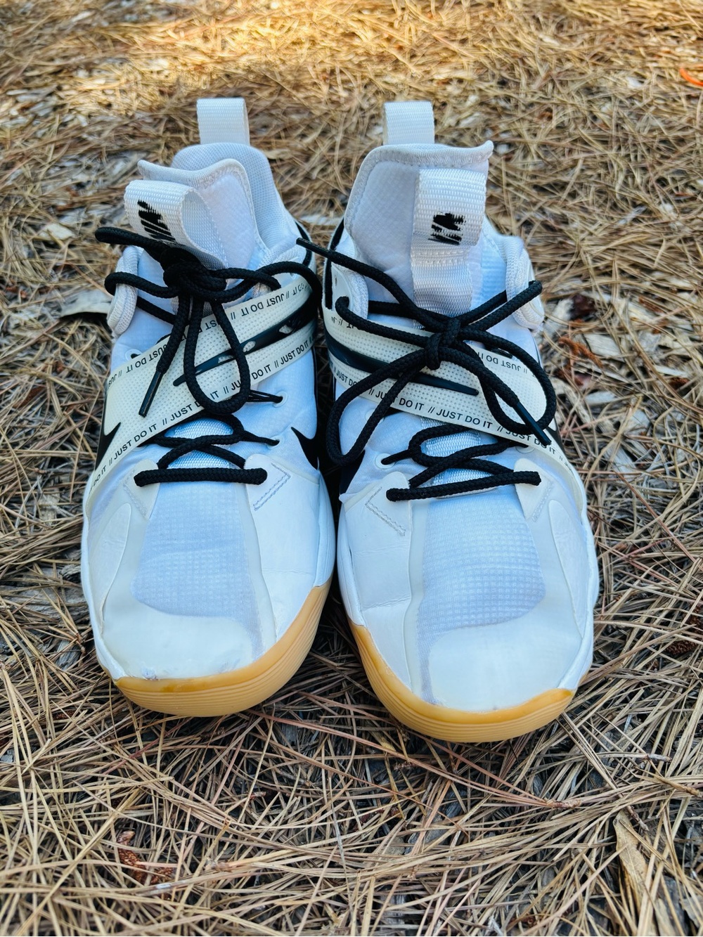 Nike React Hyperset Volleyball White & Black Sneakers with Gum Outsole Size 12 - Picture 4 of 12